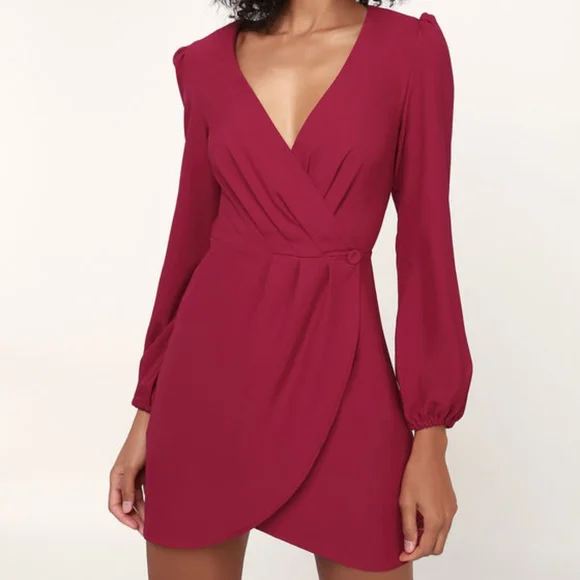 The Fifth Label Chemistry Wrap Dress in Berry size M